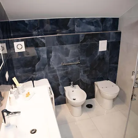 La Bella 'mbriana 4*